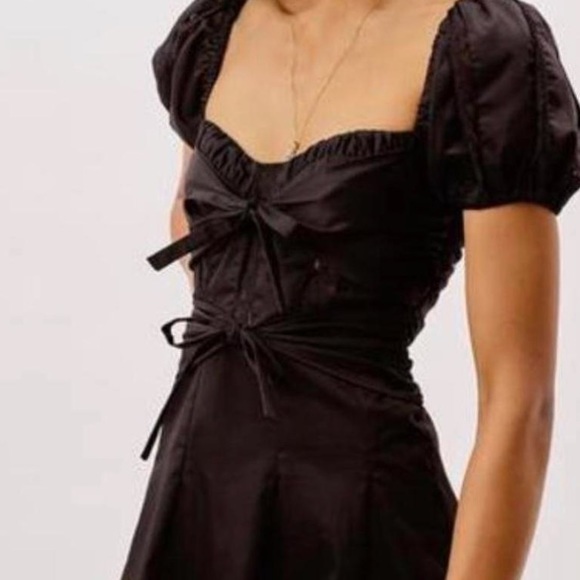 For love and lemons NWT size L dress! With black bows! - Picture 4 of 7